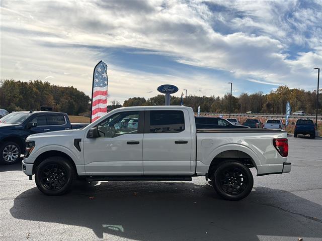 2025 Ford F-150 - $45,000