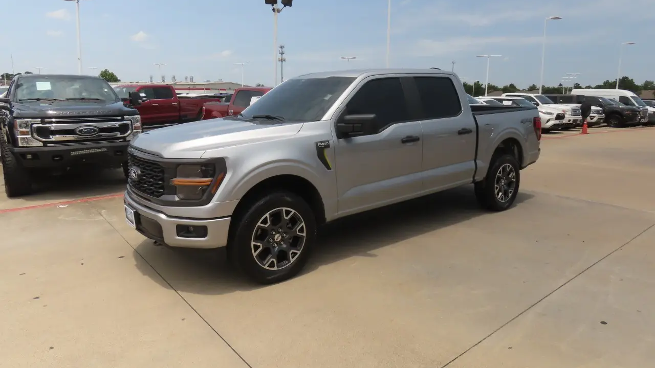 2025 Ford F-150 STX