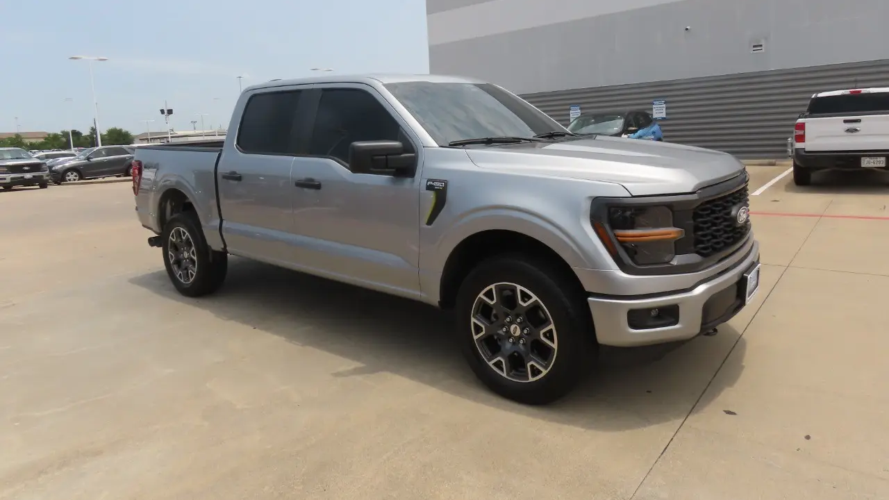 2025 Ford F-150 STX