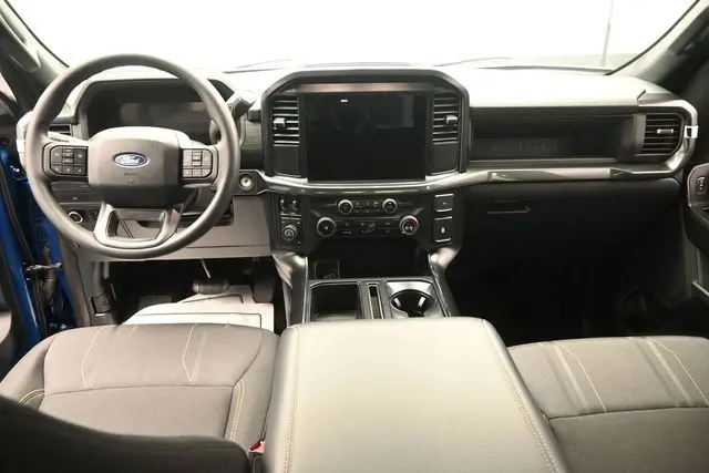 2025 Ford F-150 - $50,595