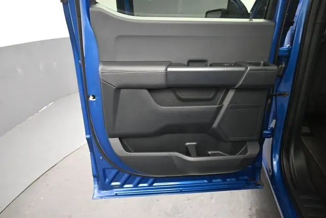 2025 Ford F-150 - $50,595