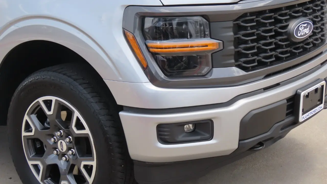 2024 Ford F-150 STX