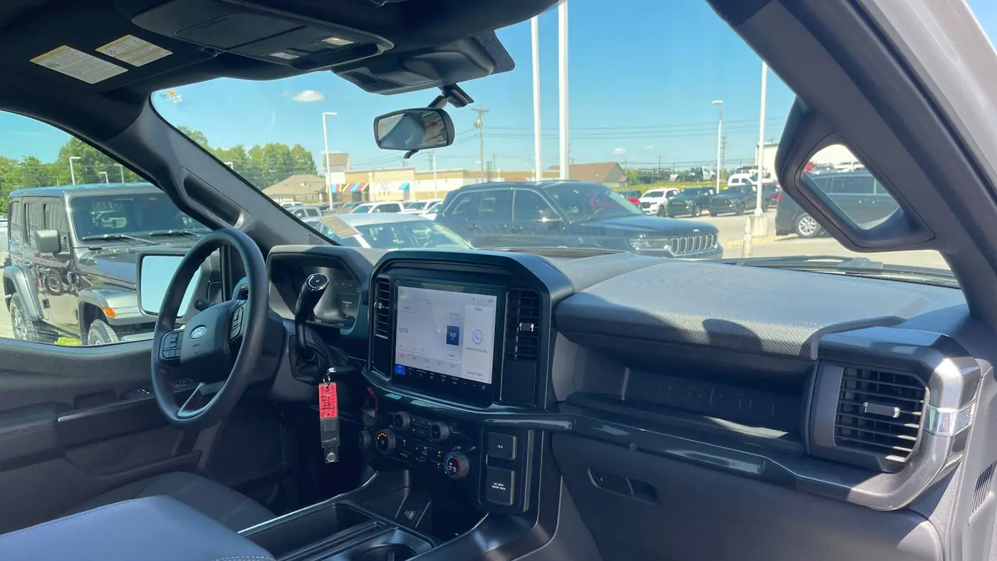 2025 Ford F-150 STX