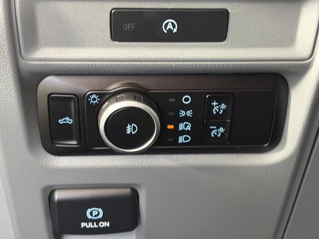 2025 Ford F-150 - $42,698