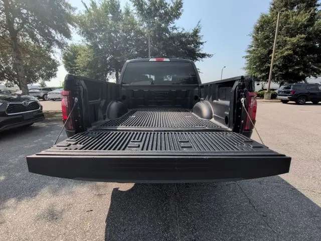 2025 Ford F-150 - $43,995