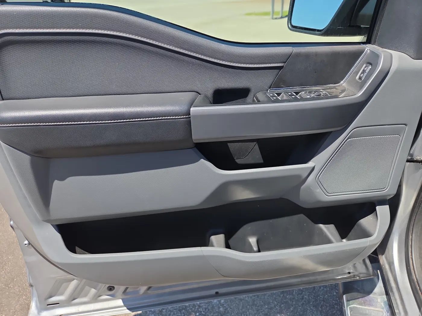 2025 Ford F-150 - $41,750