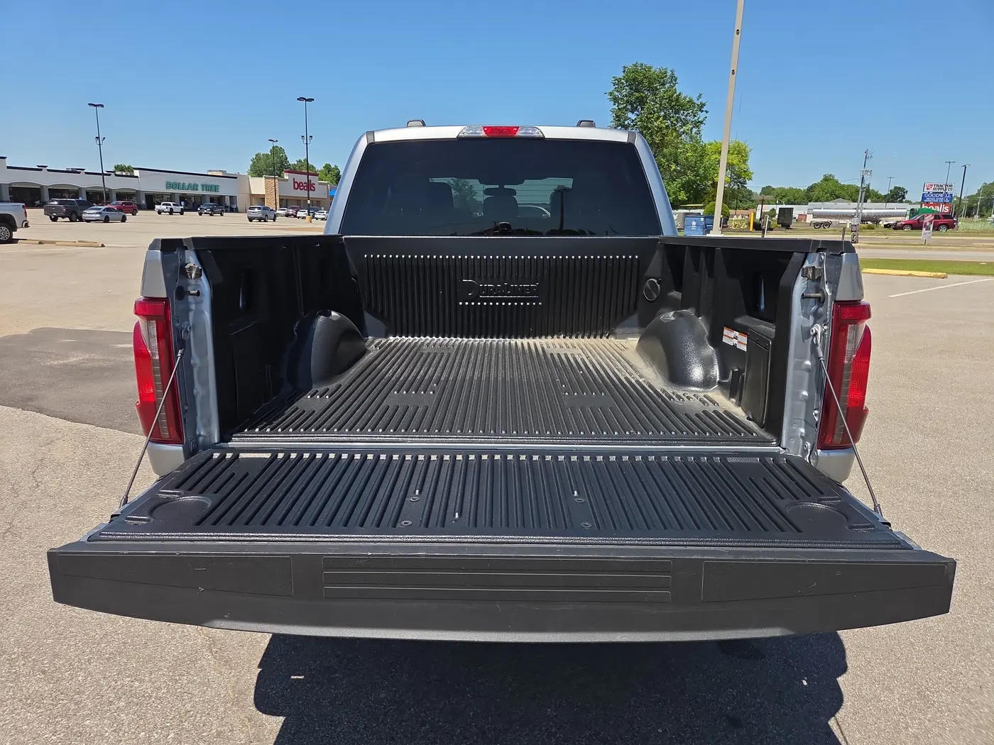2025 Ford F-150 - $41,750