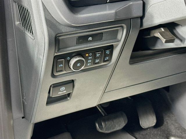 2025 Ford F-150 - $54,248
