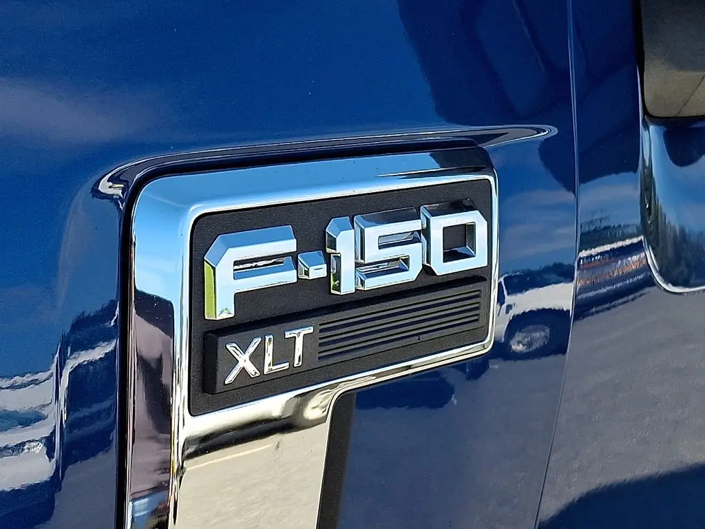 2025 Ford F-150 - $38,200