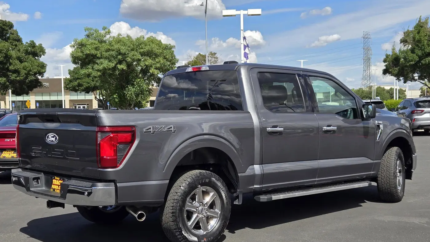 2025 Ford F-150 XLT