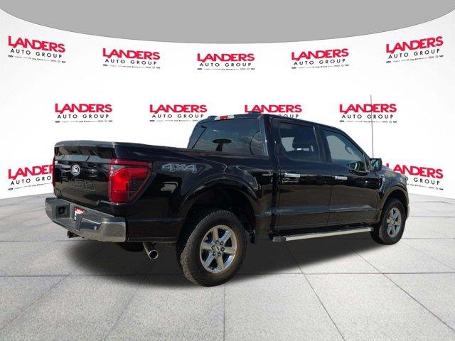 2025 Ford F-150 - $43,800