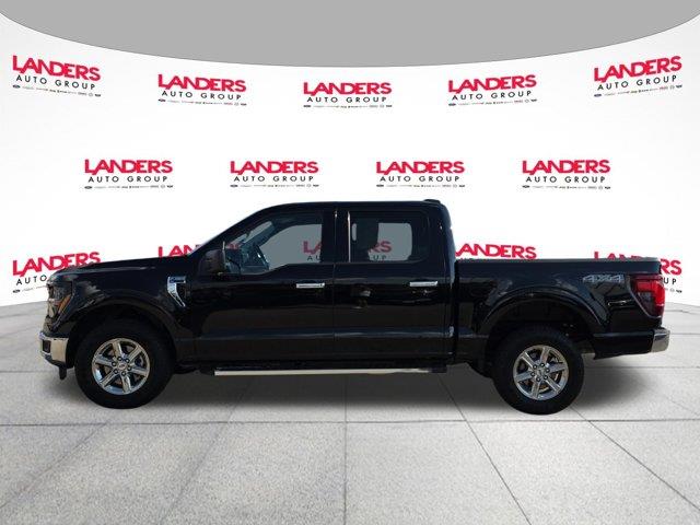2025 Ford F-150 - $43,800