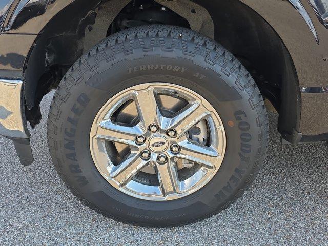 2025 Ford F-150 - $43,800