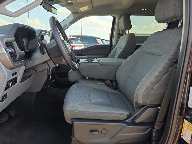 2025 Ford F-150 - $43,800