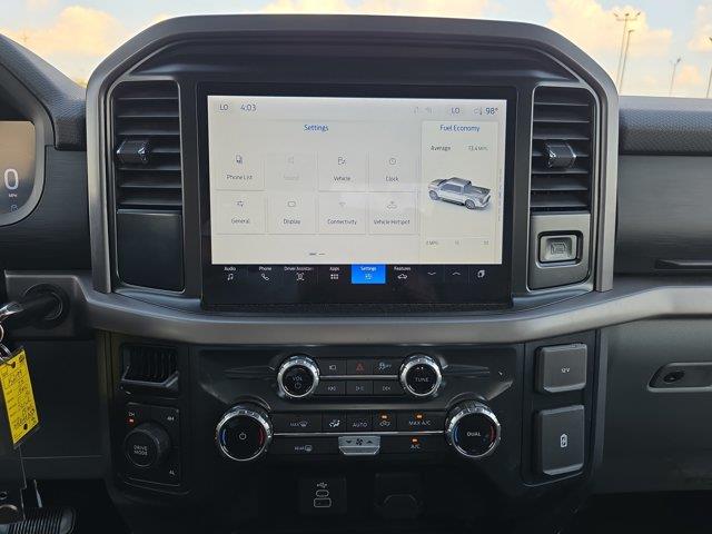 2025 Ford F-150 - $43,800