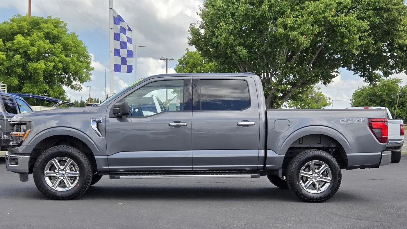 2025 Ford F-150 XLT