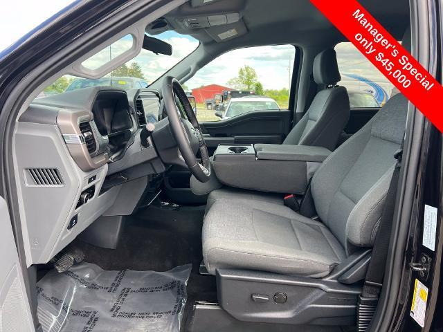 2025 Ford F-150 - $45,000