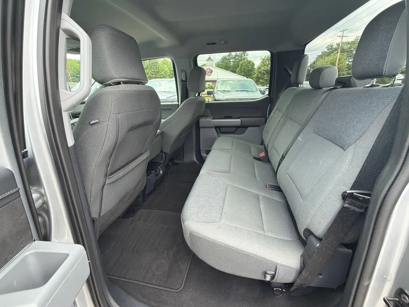 2025 Ford F-150 - $41,300