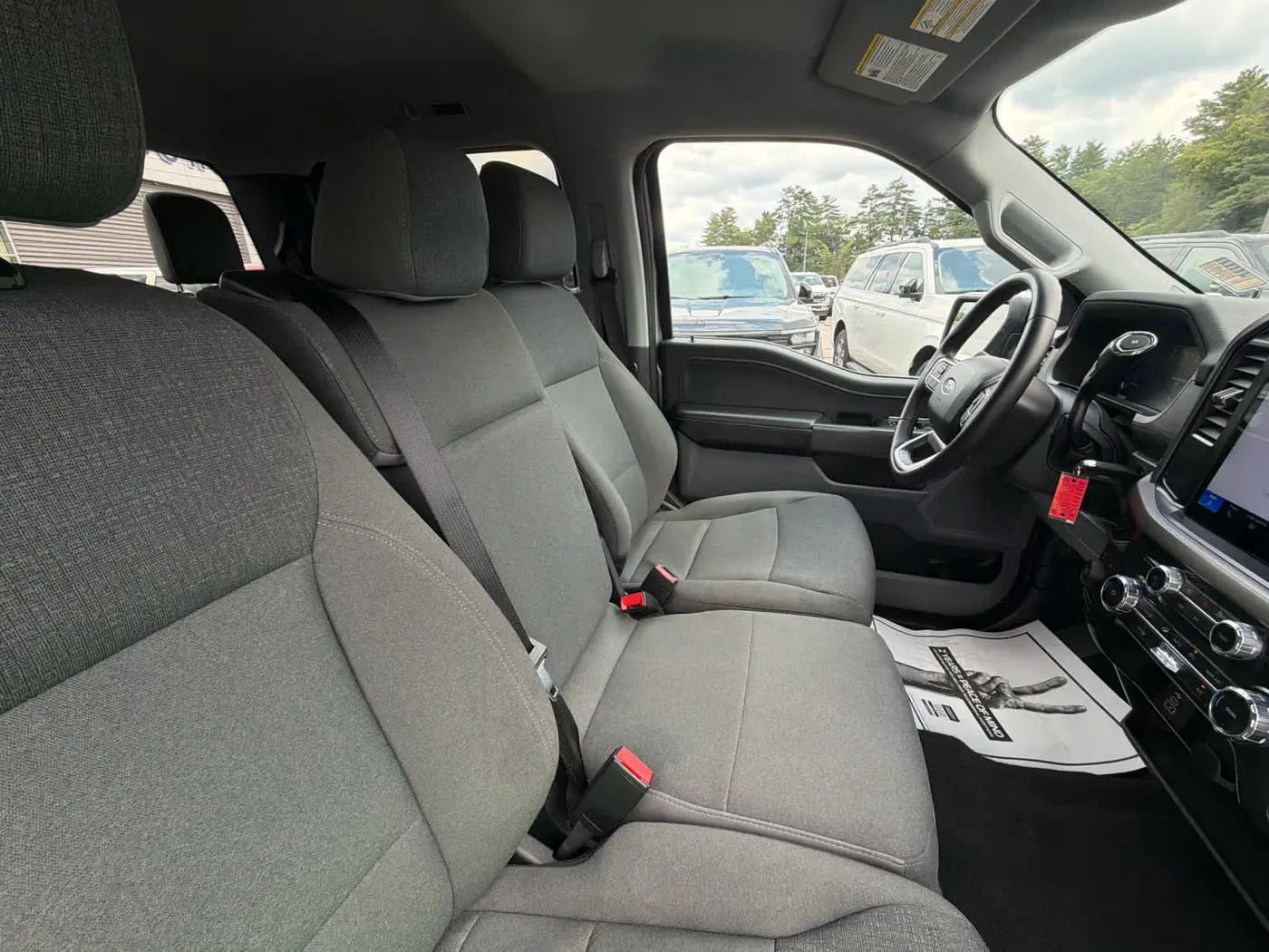 2025 Ford F-150 - $41,300
