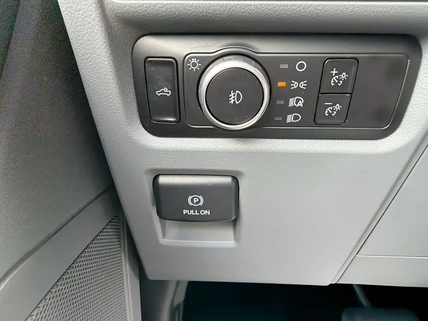 2025 Ford F-150 - $41,300