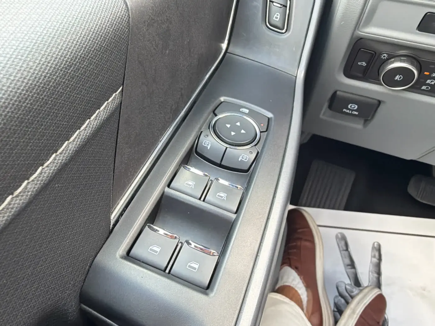 2025 Ford F-150 - $41,300