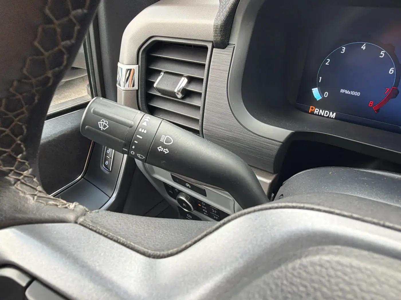 2025 Ford F-150 - $41,300