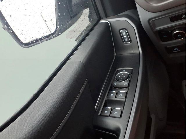 2025 Ford F-150 - $42,700