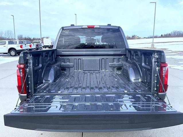 2025 Ford F-150 - $40,945