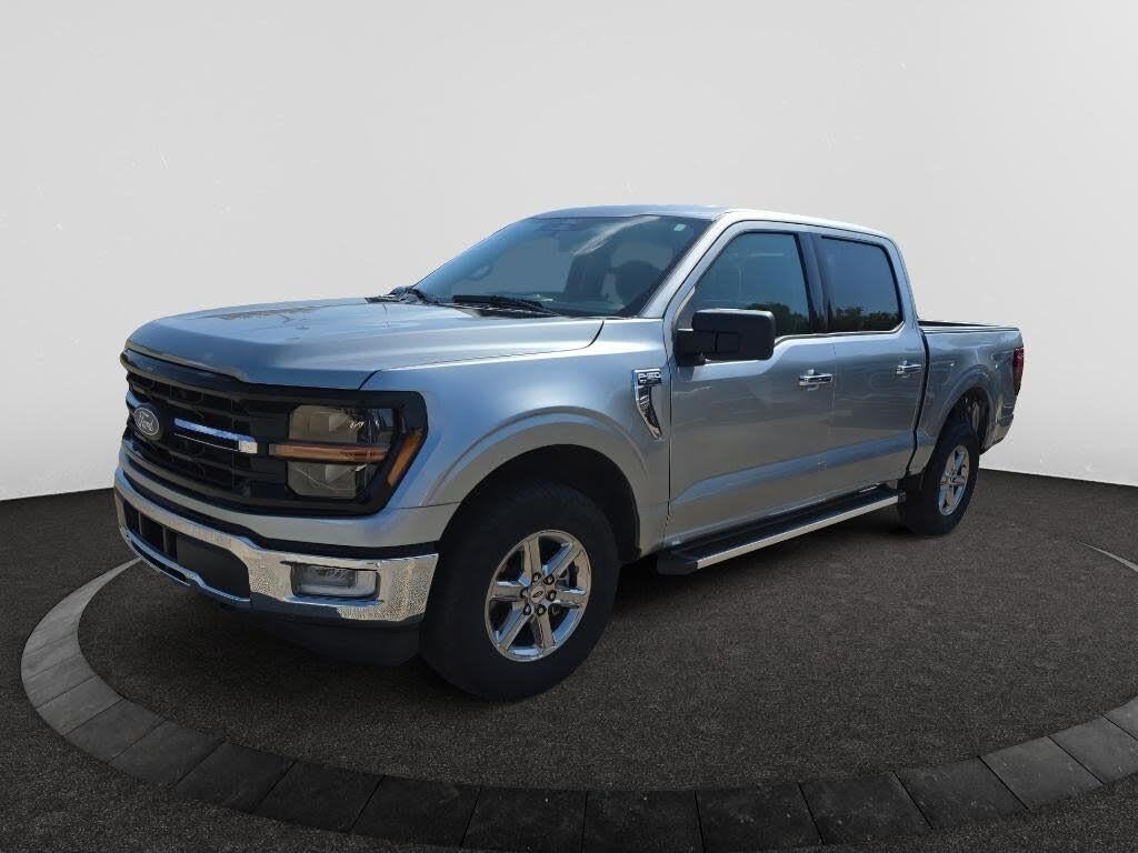 2025 Ford F-150 - $41,995