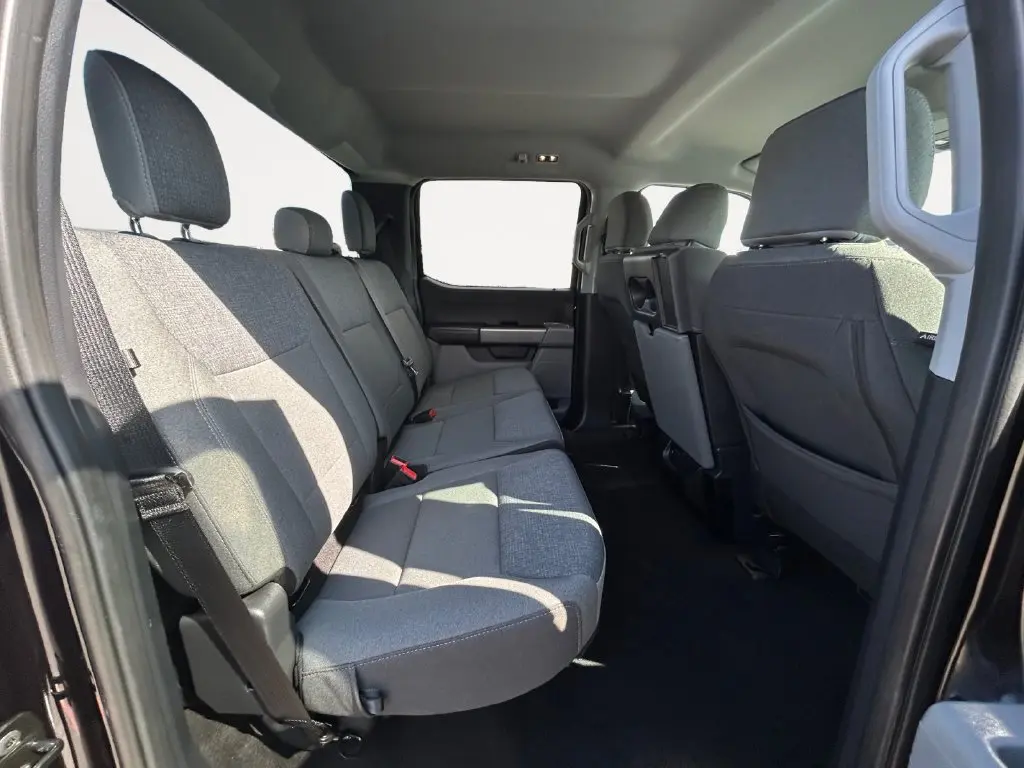 2025 Ford F-150 - $42,000