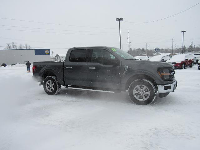 2025 Ford F-150 - $42,995