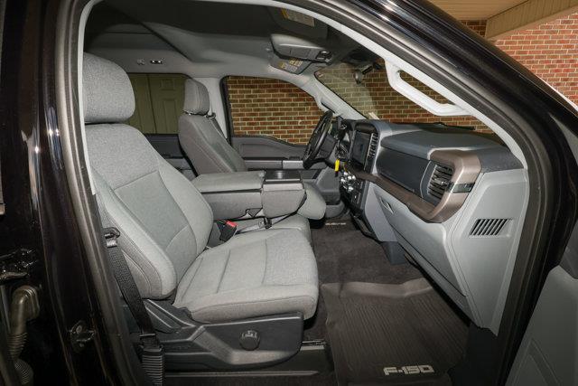 2025 Ford F-150 - $48,995