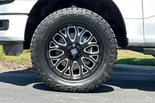 2025 Ford F-150 - $43,594