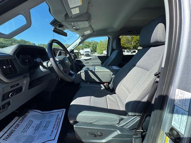 2025 Ford F-150 - $43,700