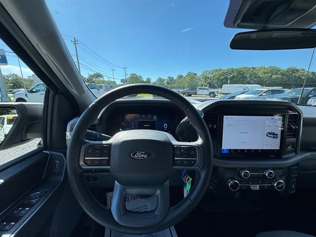 2025 Ford F-150 - $43,700