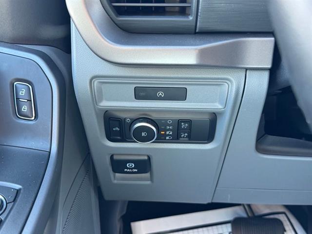2025 Ford F-150 - $43,700