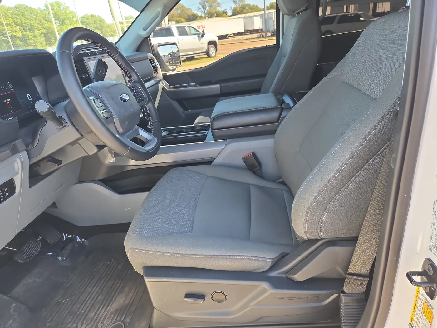 2024 Ford F-150 - $46,995