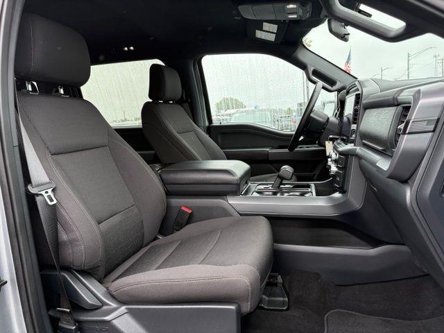 2025 Ford F-150 - $40,496