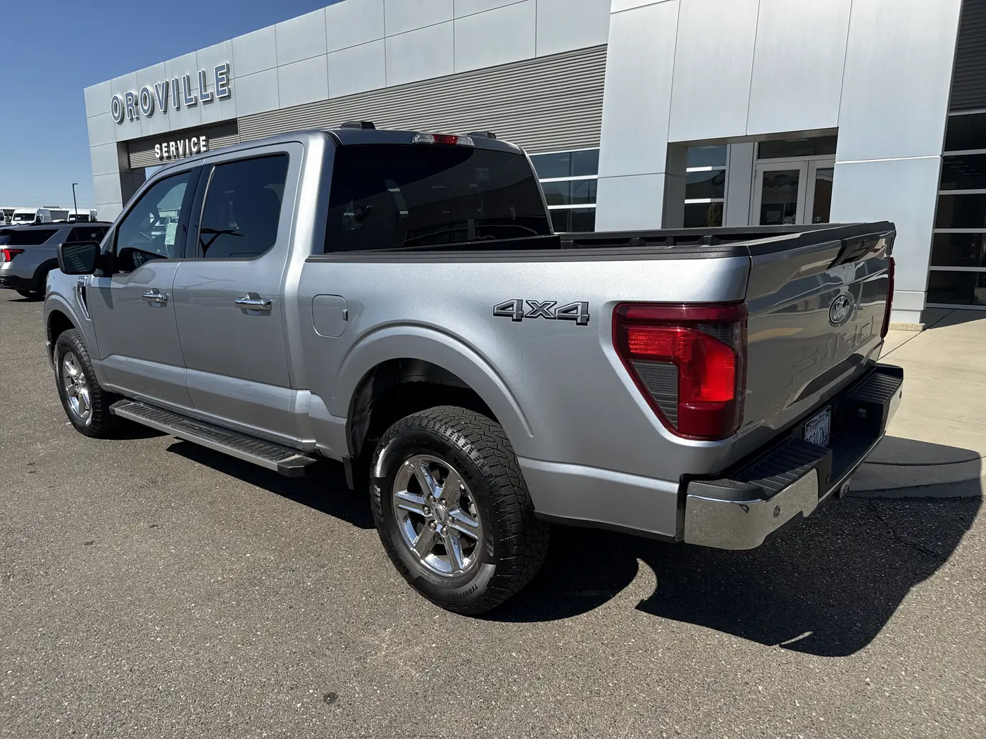 2025 Ford F-150 - $43,998