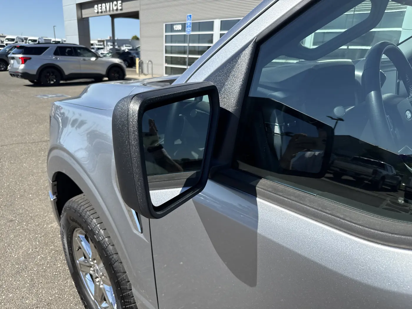 2025 Ford F-150 - $43,998