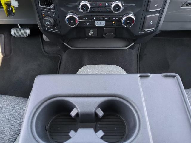 2025 Ford F-150 - $37,888