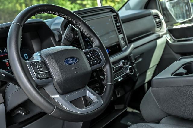2025 Ford F-150 - $39,490