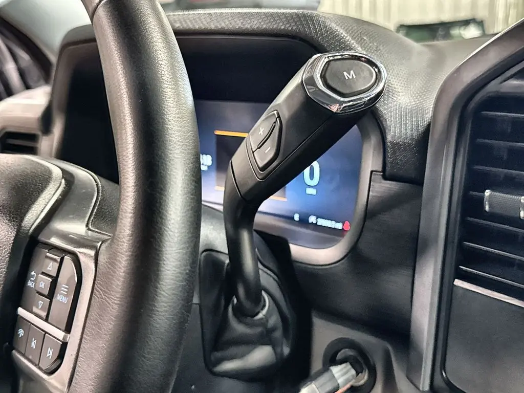 2025 Ford F-150 - $37,895