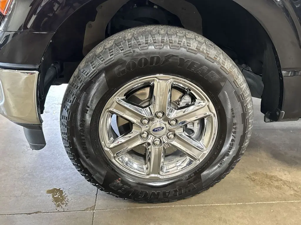 2025 Ford F-150 - $37,895