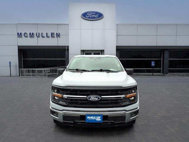 2025 Ford F-150 - $40,900