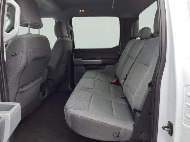 2025 Ford F-150 - $40,900