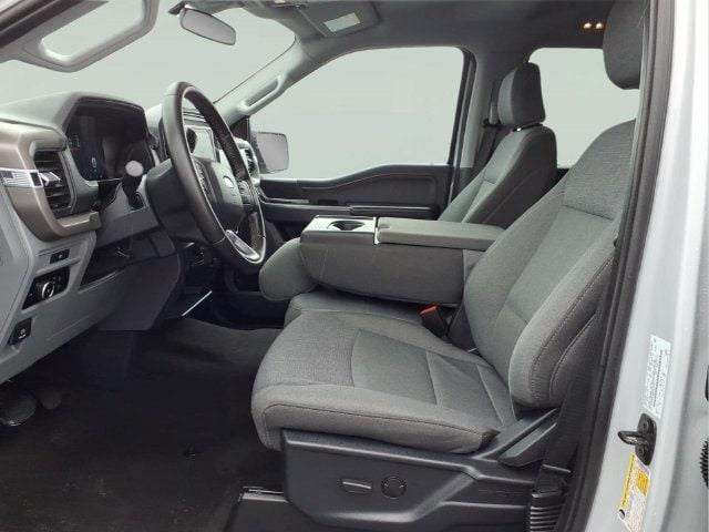 2025 Ford F-150 - $40,900