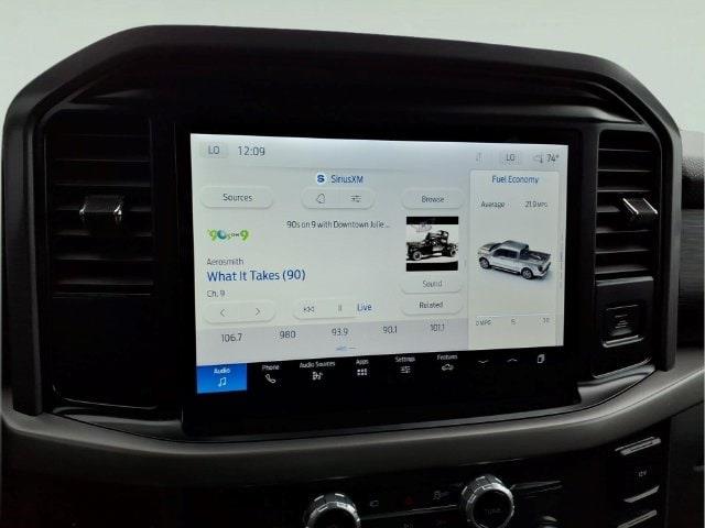 2025 Ford F-150 - $40,900