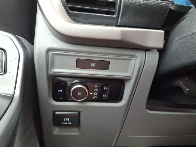 2025 Ford F-150 - $40,900
