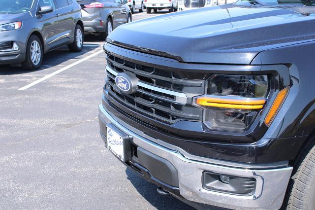 2025 Ford F-150 - $42,900